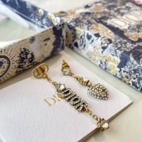 Dior飾品 迪奧經典熱銷款流蘇耳環 jadior字母長款字母愛心不對稱耳釘  zgd1240