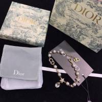 Dior飾品 迪奧經典熱銷款蜜蜂珍珠手鏈  zgd1253