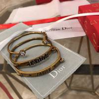 Dior飾品 迪奧經典熱銷款JADIOR手鐲 Dior情侶款手環  zgd1333