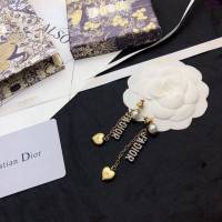 Dior飾品 迪奧經典熱銷款愛心字母耳釘耳環  zgd1365