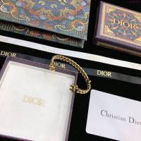 Dior飾品 迪奧經典熱銷款字母開口手鐲手環  zgd1412