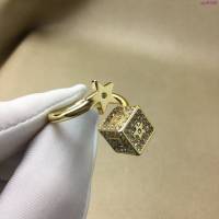 Dior飾品 迪奧經典熱銷款星星正方體鑲鑽戒指  zgd1446