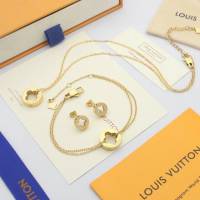 Louis Vuitton新款飾品 路易威登四葉草鏤空項鏈手鏈耳環 LV圓環雙層手鏈鎖骨鏈耳釘  zglv2110
