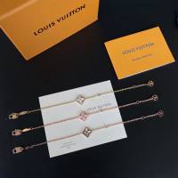 Louis Vuitton新款飾品 路易威登經典單花手鏈 LV天然白貝母四葉草手鏈  zglv2137