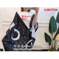 CHANEL香奈兒18年秋冬新款 專櫃款拼色雙面小香圍巾 披肩 LLWJ7724