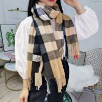 Burberry圍巾 巴寶莉經典寬格 Burberry羊毛羊絨混紡大規格披肩 經典格子女披肩  llwj6416