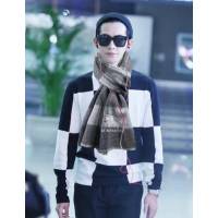 Burberry海外專櫃最新男士女士情侶羊羔毛圍巾 巴寶莉2021新款圍巾  mmj1076