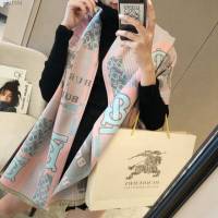 Burberry新款AB面保暖披肩圍巾 巴寶莉2021新款米須提花女士圍巾  mmj1654
