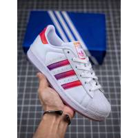 Adidas白鞋 EG8133 漸變水晶 阿迪達斯休閒板鞋 男女同款  hdx13299