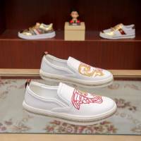 VERSACE男鞋 範思哲休閒鞋 專櫃品質 牛皮鞋面 刺繡瓦薩琪人頭 時尚潮鞋  jpx1961