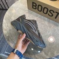 Adidas男女椰子鞋 阿迪達斯Static侃爺聯名限定椰子700 Adidas Yeezy Boost 700  xhn1537