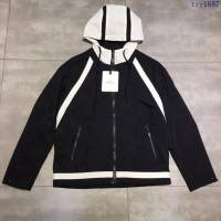 Moncler男外套 黑色連帽外套 盟可睞拉鏈拼色上衣  tzy1687