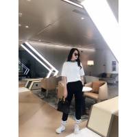 Chanel香奈兒 法國專櫃同步新款 冰絲套裝 字母小圓領 黑白撞色 黑色褲子 白色字母邊  xly1384