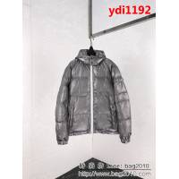 MONCLER蒙口 18ss秋冬新款 啞光銀色羽絨服 ydi1192