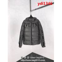 VALENTINO華倫天奴 VLTN系列 18SS秋冬新款 胸口VLTN刺繡字母 男款羽絨服 ydi1346