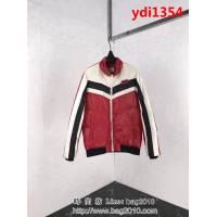 GUCCI古馳 18秋冬新款 胸口Gucci橡膠章 撞色男款羽絨服 ydi1354