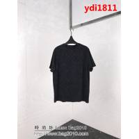 LV路易威登 19ss春夏新款 經典老花logo 暗紋壓花 黑色純棉短袖 男女同款 ydi1811