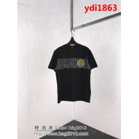 FENDI芬迪 19ss Roma系列 早春新款 厚版立體印花 黑色短袖 男女同款 ydi1863