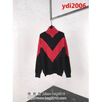 GVC紀梵希 18ss秋冬新款羊毛衫 黑拼紅V型配色 刺繡字母 羊毛混紡面料 高版本 ydi2006