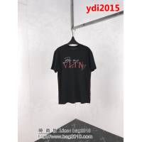VALENTINO華倫天奴 19早春情人節限定 柳釘短袖T-shirt 雙股絲光棉面料 數碼印花工藝 高版本情侶款 ydi2015