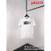 Fend芬迪 19ss早春新款 官網同步發售 錯亂字母印花 白色男款短袖 ydi2374
