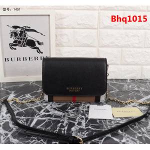 BURBERRY巴寶莉 官網新款 House格紋錢來夾 錢夾兼作斜背包 1451  Bhq1015