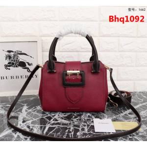 BURBERRY巴寶莉 博柏利新款 The Buckle 搭扣包 可用作斜背包 肩背包 1662  Bhq1092