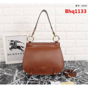 BURBERRY巴寶莉 英倫馬術風格 時裝秀款 經典Haymarket格紋 肩背包 8204#  Bhq1133
