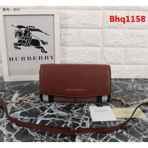BURBERRY巴寶莉 專櫃品質 博柏利Horseferry 格紋拼皮革錢夾 可作為小型手袋單獨使用 2531  Bhq1158