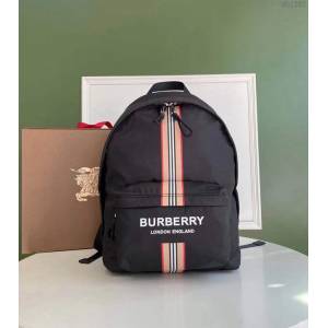 Burberry專櫃新款雙肩包 巴寶莉防水尼龍雙肩包  db1202