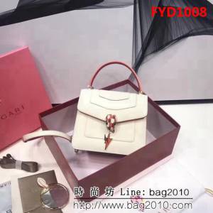 BVLGARI寶格麗 專櫃最新閃電吊墜 限量款 三層風琴包 可手提單肩斜挎 B286999 FYD1008