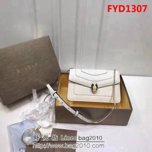 BVLGARI寶格麗 專櫃新款 蛇頭扣環 單層蛇頭包 鏈條單肩斜挎包 B39174 FYD1307
