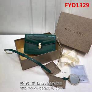 BVLGARI寶格麗 專櫃新款 蛇頭扣環 單層蛇頭包 鏈條單肩斜挎包 祖母綠 B39174 FYD1329
