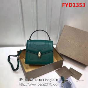 BVLGARI寶格麗 專櫃新款 蛇頭扣環 三層琺瑯蛇頭包 可手提肩背斜挎 B38329 FYD1353