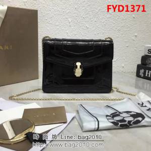 BVLGARI寶格麗 漆皮系列 小號 時尚 鏈條單肩斜挎包 34559 FYD1371