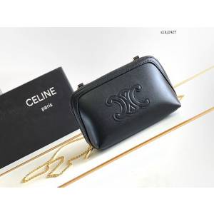 Celine專櫃2022新款復古小牛皮TRIOMPHE浮雕凱旋門貝殼包 賽琳復古全皮貝殼包 sldj2427