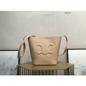 Celine專櫃2023s春夏新品CUIR TRIOMPHE小號繡花光滑牛皮水桶包 賽琳百搭斜挎肩背女包 sldj2435
