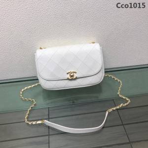 CHANEL香奈兒 独家背景实拍 小香2019新款 口盖包 意大利进口牛皮 羊皮纹路 斜挎手提小包  Cco1015