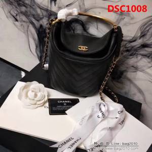 香奈兒CHANEL2018新款Chanel水桶包拼復古掉色五金手柄水染羊皮 DSC1008