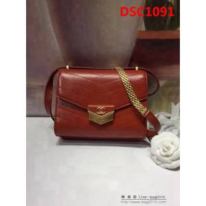 香奈兒CHANEL57491CHANEL 2018新品漢堡系列專櫃最新版肩背斜跨晚宴包 DSC1091