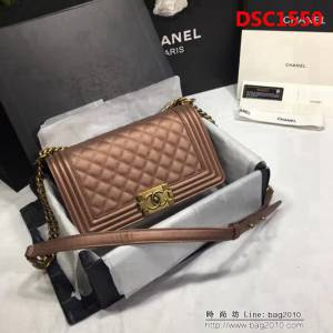 香奈兒CHANEL 67086 經典辣媽款 菱格鏈條斜挎包leboy原單系列時尚百搭 DSC1550