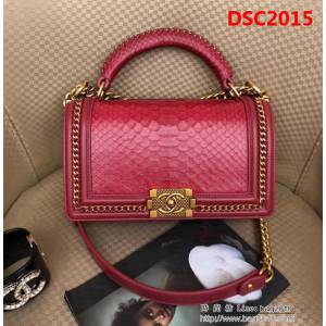 香奈兒CHANEL A94804新款leboy蟒蛇皮金屬邊手提斜挎單肩包棗紅 DSC2015