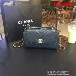 香奈兒CHANEL 57700 2018最新款爆款油臘皮鏈條包 DSC2023