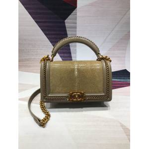 Chanel女包 A94804卡其 BOY CHANEL口蓋包 珍珠魚皮拼小羊皮 香奈兒手提包 手拎包 Chanel鏈條斜挎包  djc3080