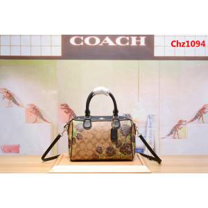 COACH蔻馳 新款 C家 25870 波士頓枕頭包 絲印玫瑰花  Chz1094