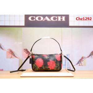 COACH蔻馳 專櫃同步 新料印花斜挎包 時尚百搭款 手提肩背包  Chz1292