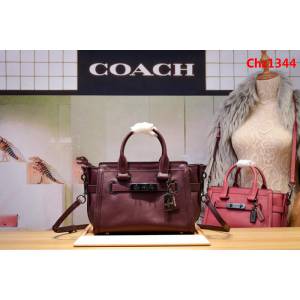 COACH蔻馳 代購正品 Coach新款 swagger27 專櫃新款 光面牛皮 手提斜挎包 F12111  Chz1344