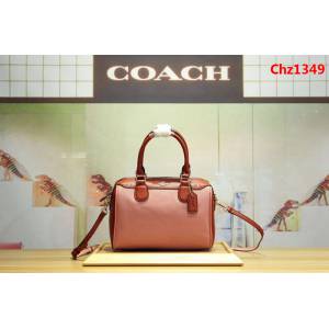 COACH蔻馳 57498 經典PVC配牛皮 波斯頓枕頭包 可手提單肩斜跨  Chz1349