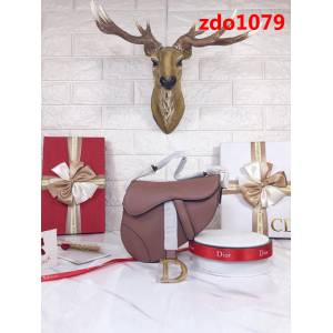 DIOR迪奧 18秋冬季新款 藕粉色 Saddle馬鞍包  zdo1079