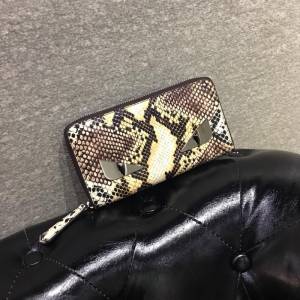 FENDI芬迪 小牛皮 手工縫製 多卡位 小怪獸潮人錢包  fd1141